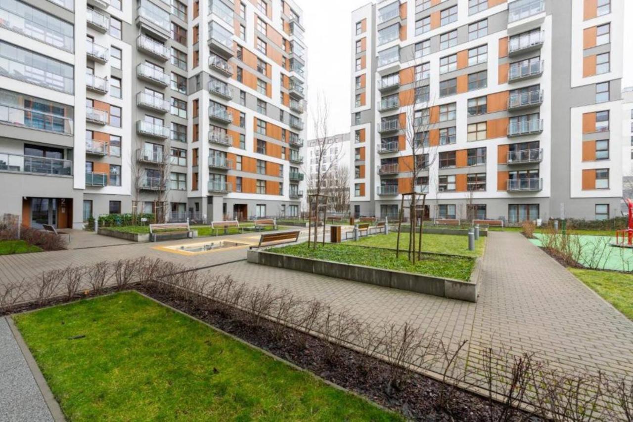 Woronicza 33B Prywatne Mieszkanie Z Oddzielna Sypialnia I Balkonem Bezplatne Miejsce Parkingowe Samodzielne Zameldowanie! Varşova Dış mekan fotoğraf